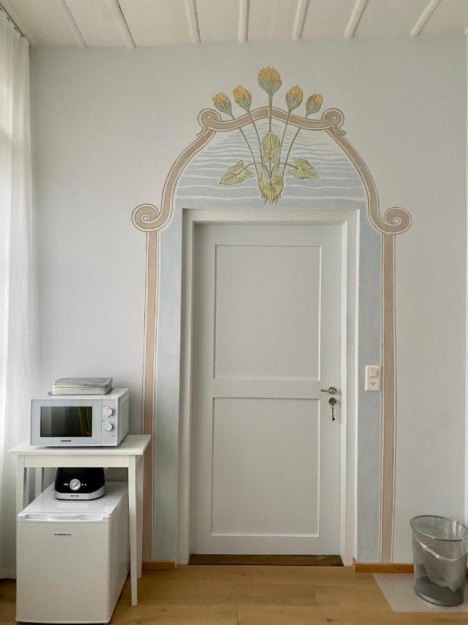Lovely Studio In A Villa From 18Th Century Тун Екстер'єр фото